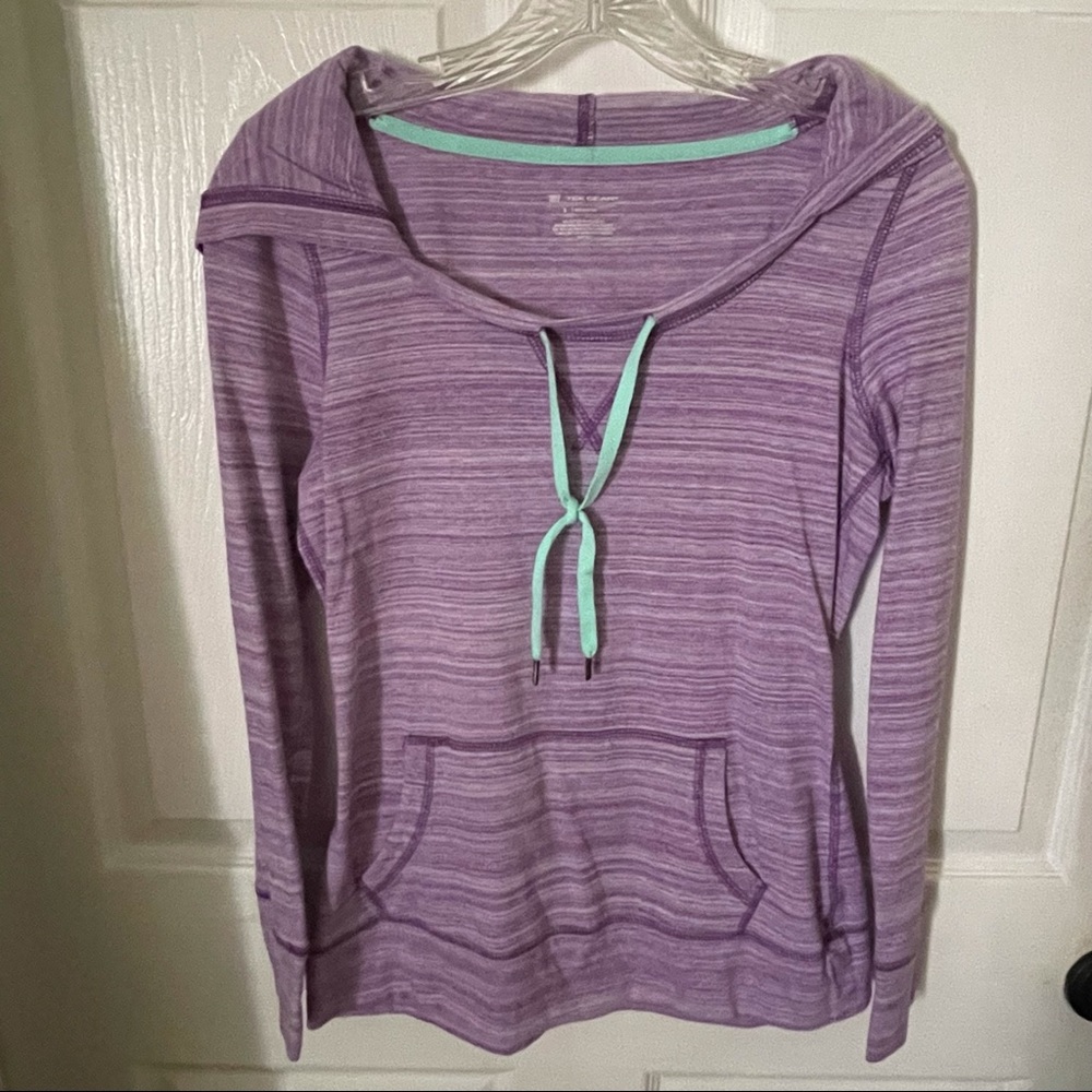 Women’s Tek Gear purple & white w/ aqua accents pullover with hood, pockets sz S